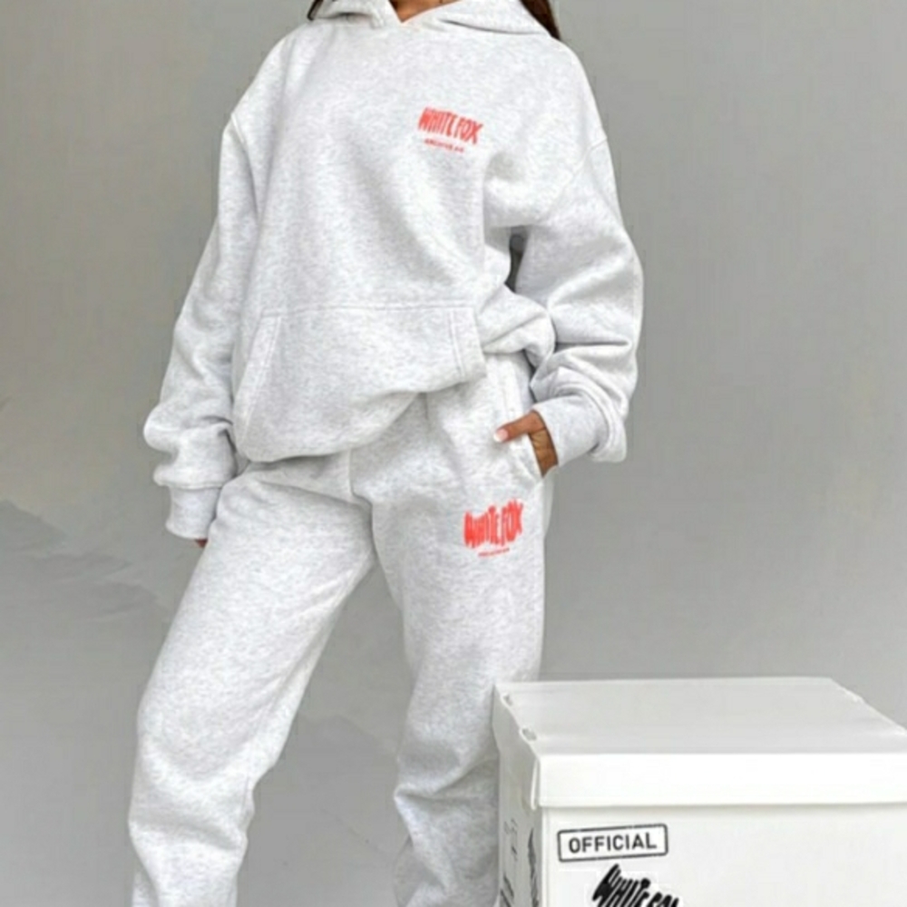 White Fox Archive 6.0 CLOUDBURST Sweatpant Set Size XL NWT